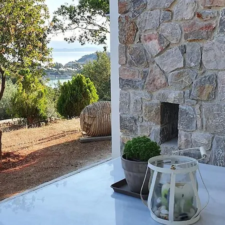 με υπέροχη θέα Kounoupi アパート